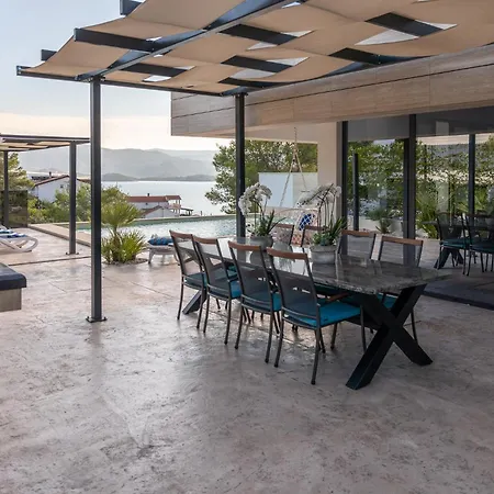 别墅 Adria View Exklusive Am Mit Pool Und Bbq Fuer 8 Personen *