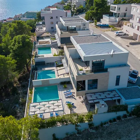 别墅 Adria View Exklusive Am Mit Pool Und Bbq Fuer 8 Personen *