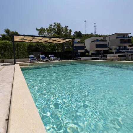 别墅 Adria View Exklusive Am Mit Pool Und Bbq Fuer 8 Personen