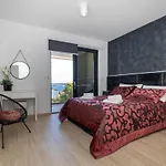 Adria View Exklusive Am Mit Pool Und Bbq Fuer 8 Personen * Komarna