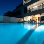 Adria View Exklusive Am Mit Pool Und Bbq Fuer 8 Personen Villa