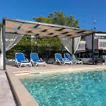 Adria View Exklusive Am Mit Pool Und Bbq Fuer 8 Personen Villa