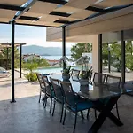 Villa Adria View Exklusive Am Mit Pool Und Bbq Fuer 8 Personen