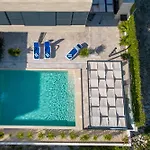 Adria View Exklusive Am Mit Pool Und Bbq Fuer 8 Personen