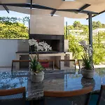 Villa Adria View Exklusive Am Mit Pool Und Bbq Fuer 8 Personen Komarna