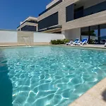 Villa Adria View Exklusive Am Mit Pool Und Bbq Fuer 8 Personen *