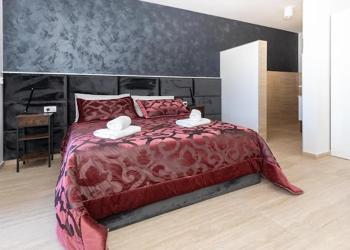 Adria View Exklusive Am Mit Pool Und Bbq Fuer 8 Personen Villa